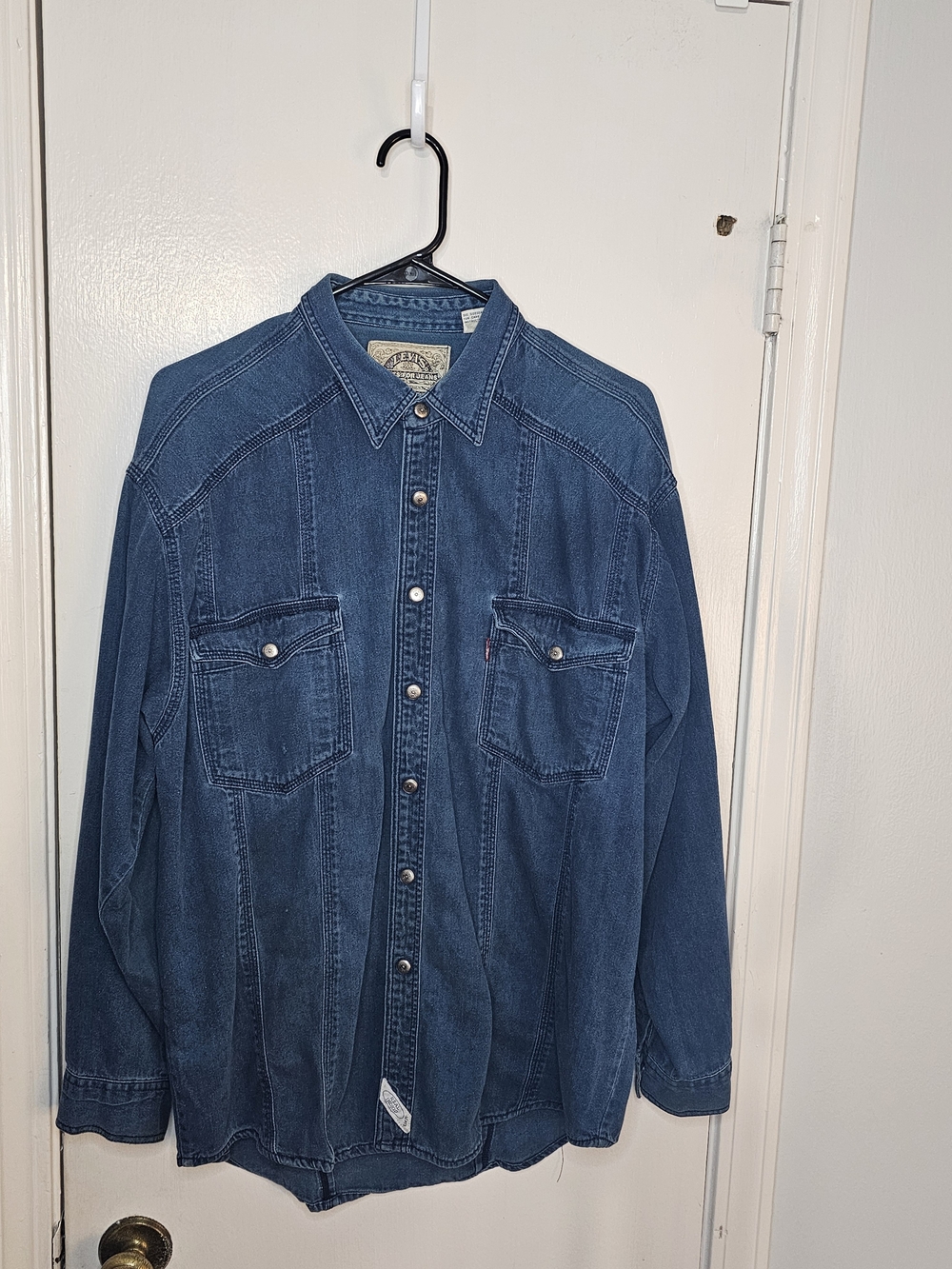 Levi's Classic Denim "True Indigo" Button-Up Shirt - Dark Blue Jean Vintage